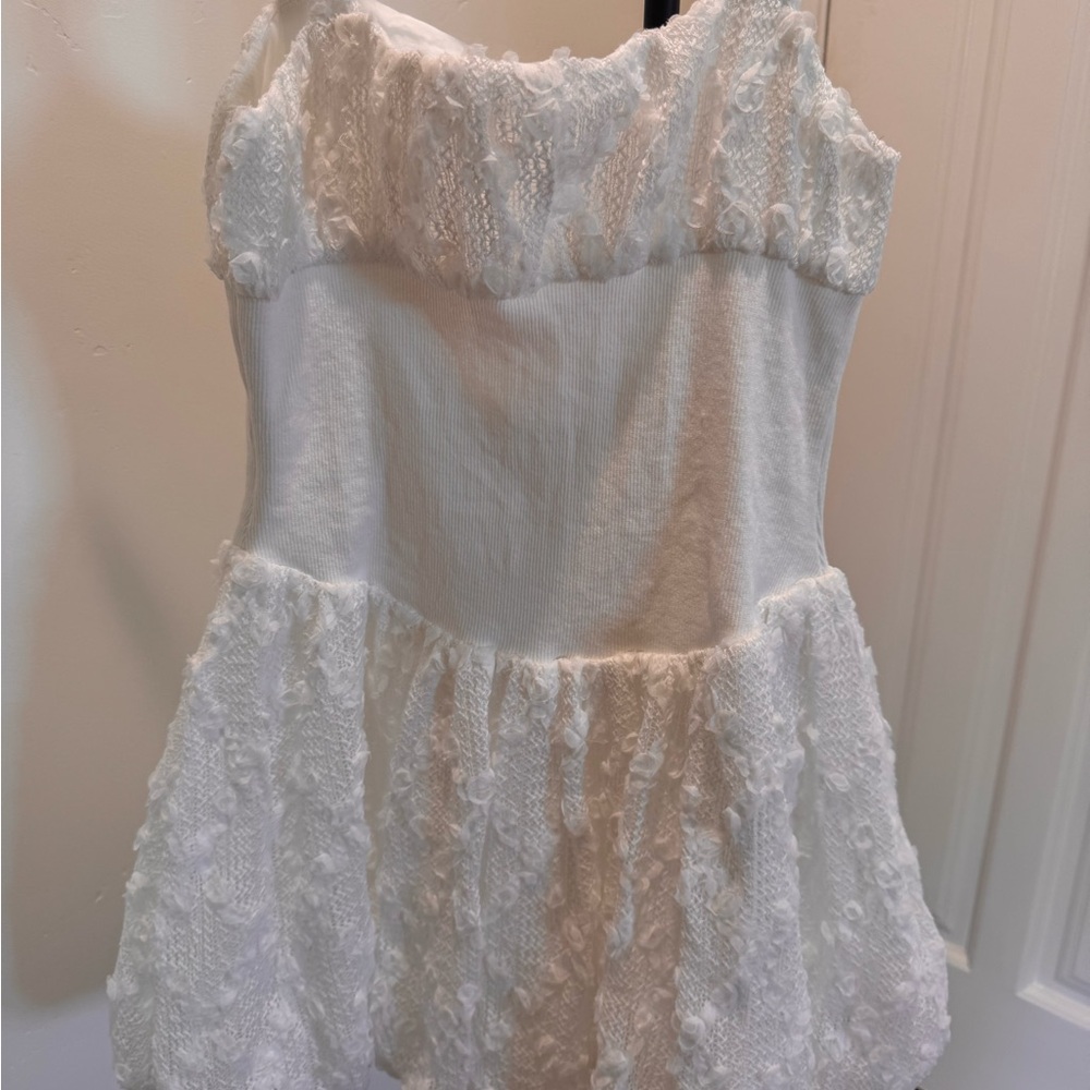 Promesa White Lace Party Dress - Picture 3 of 6